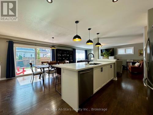 9 Briarwood Avenue, Kawartha Lakes (Lindsay), ON 