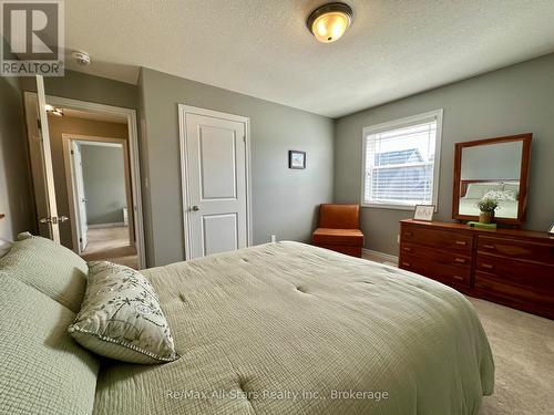 9 Briarwood Avenue, Kawartha Lakes (Lindsay), ON 