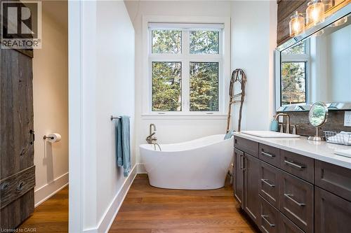 4 Buckingham Boulevard, Collingwood, ON 