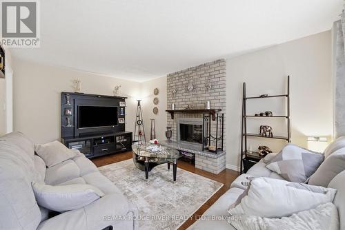 561 Cattail Court, Pickering, ON 