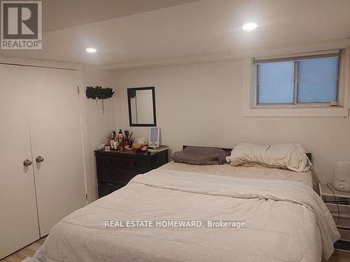 1191 Woodbine Avenue, Toronto, ON 