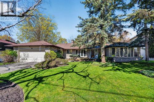 18 Brian Cliff Drive, Toronto, ON 
