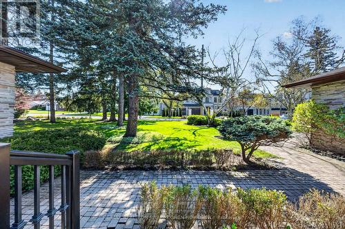 18 Brian Cliff Drive, Toronto, ON 
