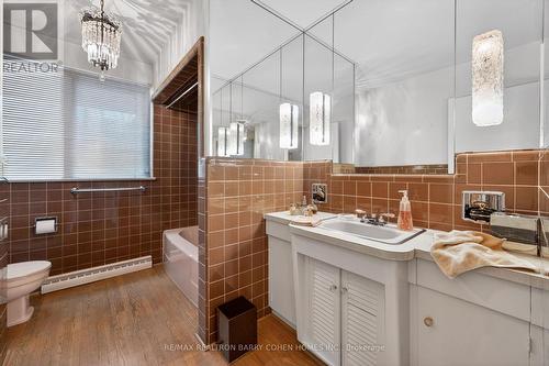 18 Brian Cliff Drive, Toronto, ON 