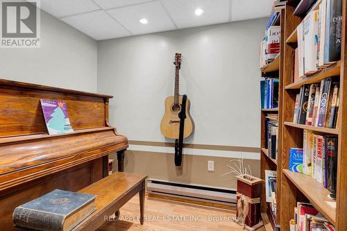 233 Sand Road, East Gwillimbury, ON 