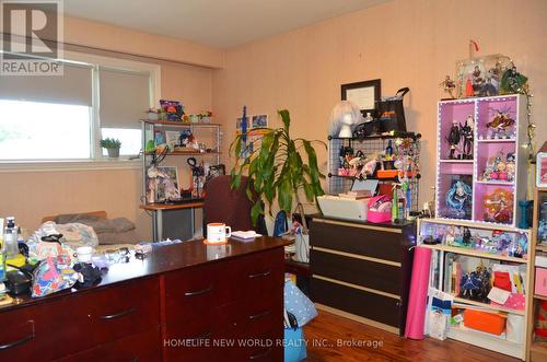 15 Brantley Crescent, Toronto, ON 
