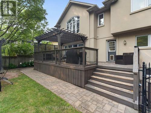 1302 Hillview Crescent, Oakville, ON 