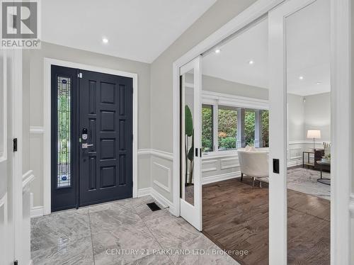 1302 Hillview Crescent, Oakville, ON 