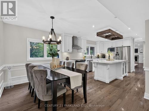 1302 Hillview Crescent, Oakville, ON 