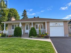 1515 VALMARIE AVENUE Ottawa, ON K2C 1V7