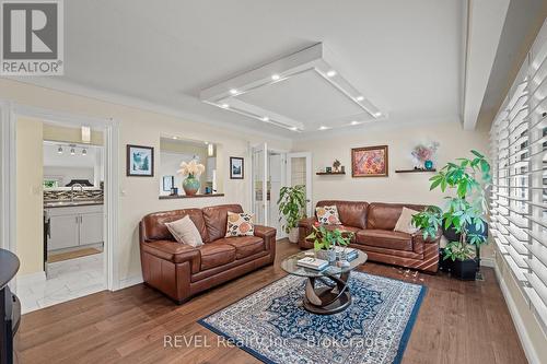28 BLACK KNIGHT ROAD  St. Catharines (Lakeport), ON L2N 3C1