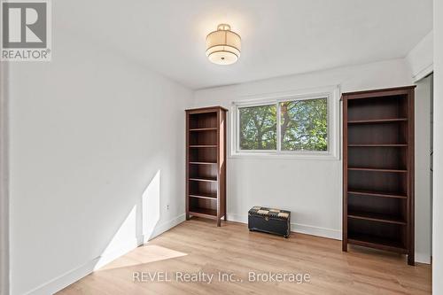 28 Black Knight Road, St. Catharines (Lakeport), ON 