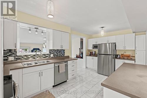 28 Black Knight Road, St. Catharines (Lakeport), ON 