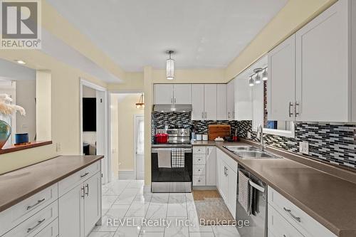 28 Black Knight Road, St. Catharines (Lakeport), ON 