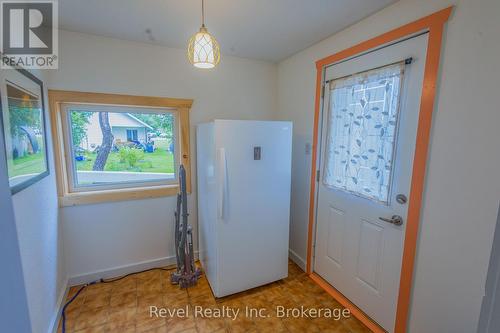 2 Lincoln Avenue, South River, ON 