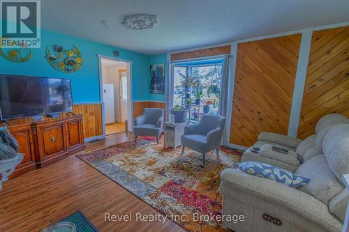 2 Lincoln Avenue, South River, ON 