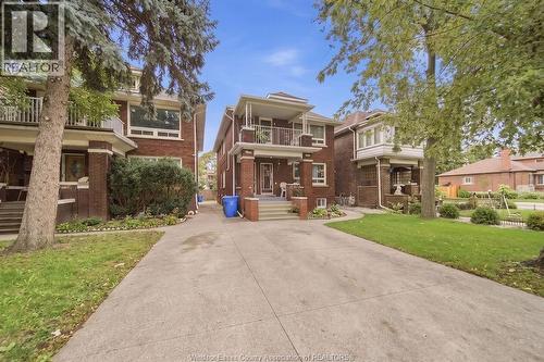 990 VICTORIA AVENUE Unit# 2 , Windsor, Ontario N9A 4N5 3