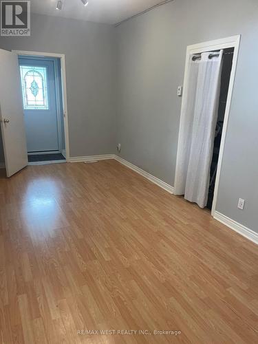MAIN FLOOR - 281 HOWLAND AVENUE , Toronto, Ontario M5R 3B8 2