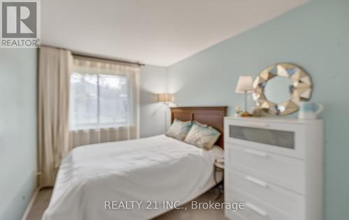 16 Baltray Crescent, Toronto, ON 