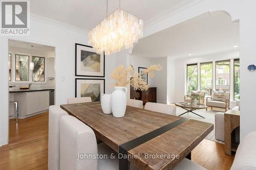 4 Lyndhurst Court, Toronto, ON 