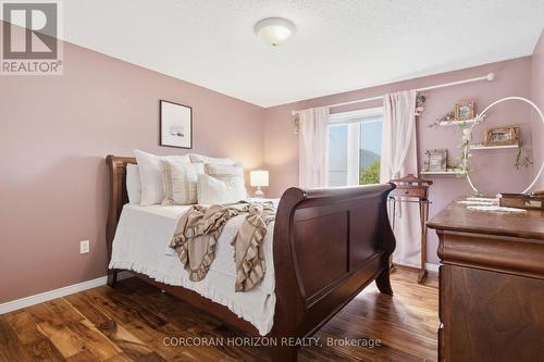356 Newport Drive, Cambridge, ON 