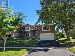 410 LAKEVIEW DRIVE Waterloo, ON N2L 4Z6