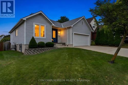 96 Endeavour Drive, Cambridge, ON 