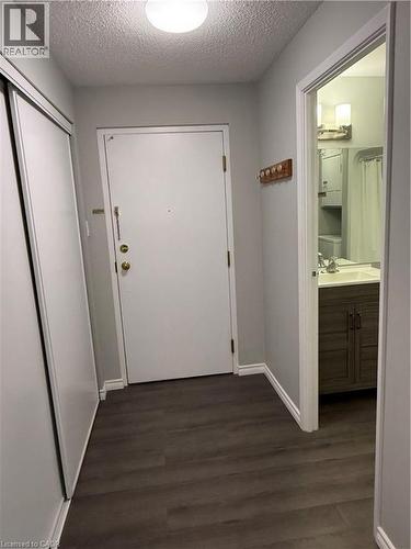 20 Ellen Street Unit# 404, Waterloo, ON 