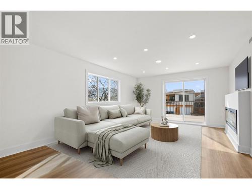 Virtually Staged - 578 Lakeshore Drive Unit# 203, Penticton, BC 