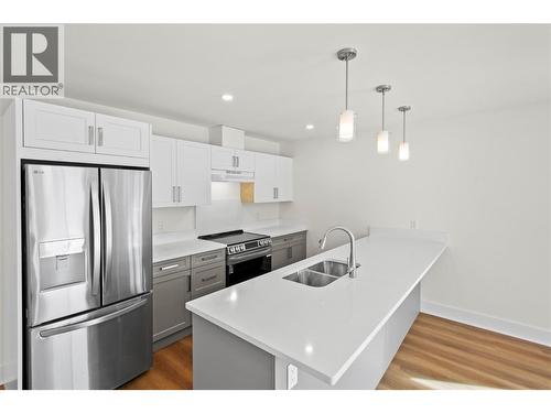 578 Lakeshore Drive Unit# 203, Penticton, BC 