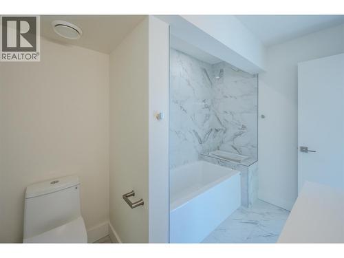 578 Lakeshore Drive Unit# 203, Penticton, BC 