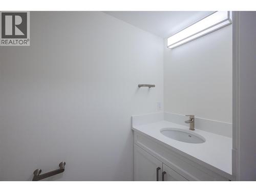 578 Lakeshore Drive Unit# 203, Penticton, BC 
