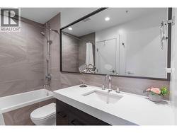 4 piece ensuite - 