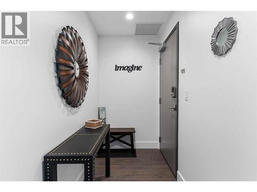 Front entry - 1181 Sunset Drive Unit# 1401, Kelowna, BC 