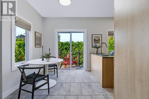 78 Songbird Private, Ottawa, ON 