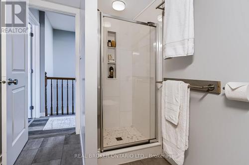 78 Songbird Private, Ottawa, ON 