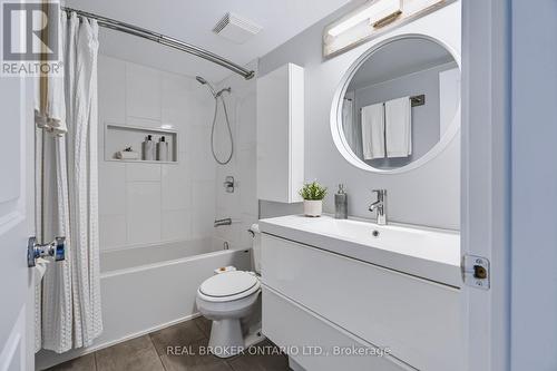 78 Songbird Private, Ottawa, ON 