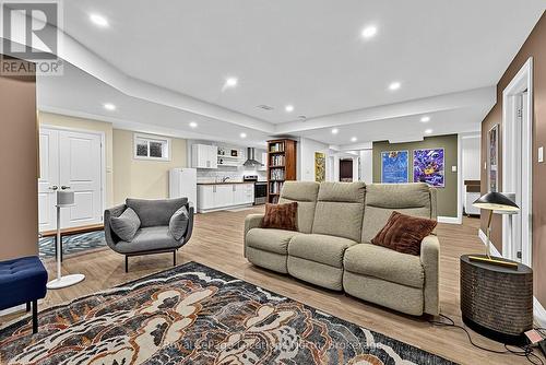 133 Trail Boulevard, Springwater (Centre Vespra), ON 