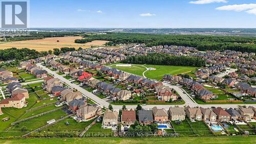 133 Trail Boulevard, Springwater (Centre Vespra), ON 