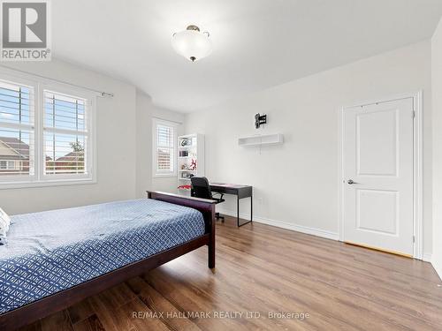 16 Mercury Avenue, Georgina, ON 