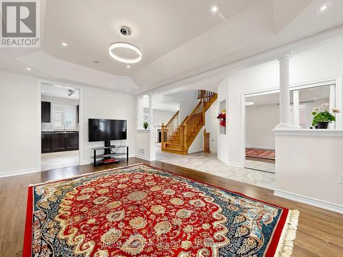 16 Mercury Avenue, Georgina, ON 