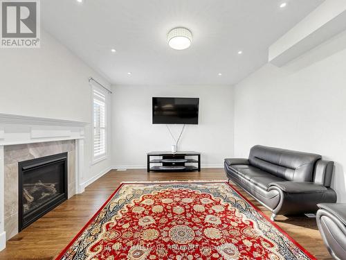 16 Mercury Avenue, Georgina, ON 