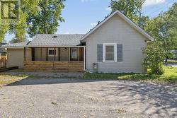 28 ST JAMES STREET Georgina, ON L0E 1R0