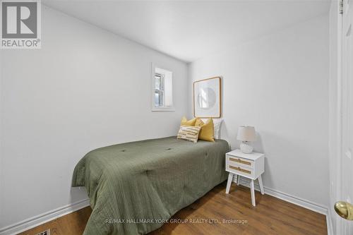 28 St James Street, Georgina, ON 