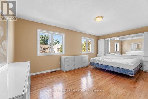 5 Tierney Drive, Ottawa, ON 