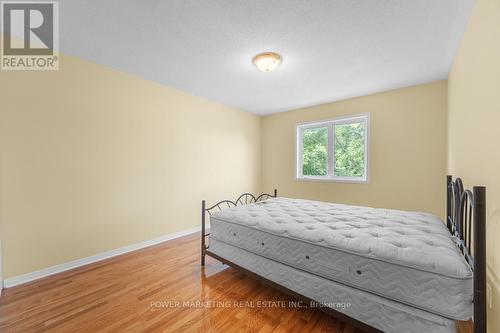 5 Tierney Drive, Ottawa, ON 