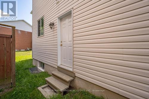 5 Tierney Drive, Ottawa, ON 