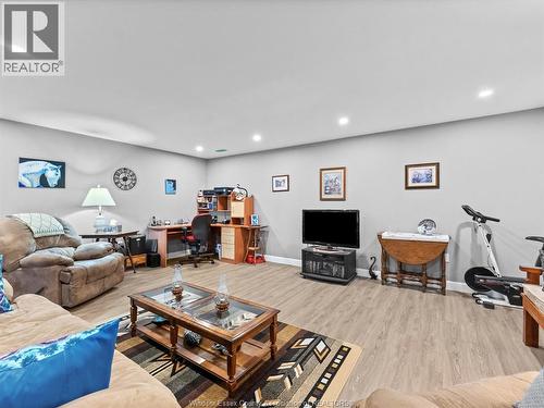 330 Ironside Street, Amherstburg, ON 