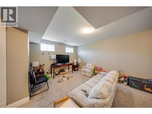3732 5Th Avenue, Castlegar, BC 