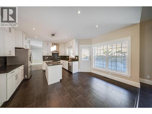 3732 5Th Avenue, Castlegar, BC 